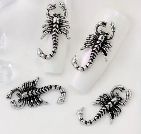 Coconoir Beauty - Nail Charms - Silver Scorpion - 10pk