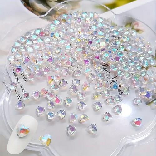 Coconoir Beauty - Nail Charms - Mini Aurora AB Hearts - 20Pk