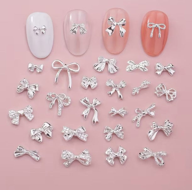 Coconoir Beauty - Nail Charms - Rhinestone Bows Assorted - 10pk