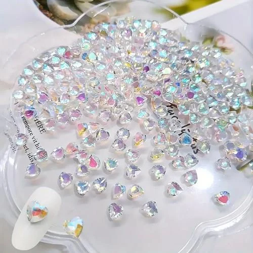 Coconoir Beauty - Nail Charms - Mini Aurora AB Hearts - 20Pk