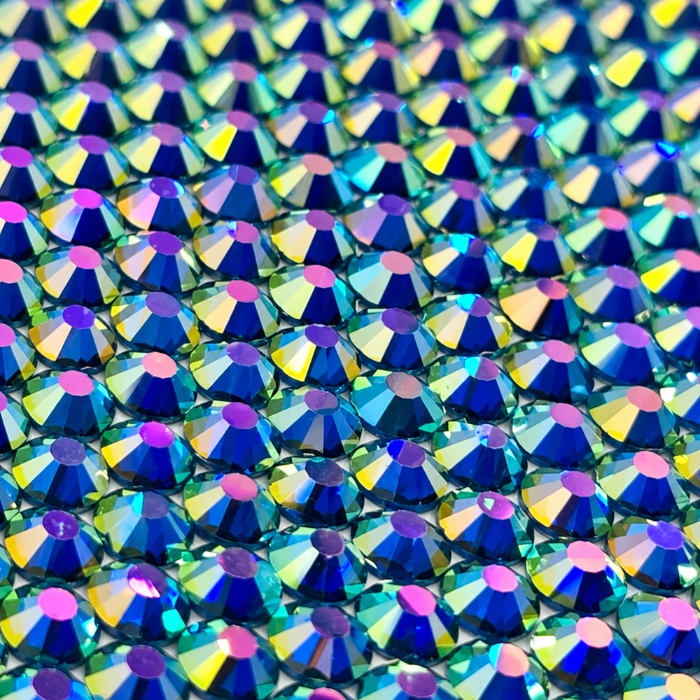 Coconoir Beauty - Rhinestones - Blue Zircon Dazzle - Size 10